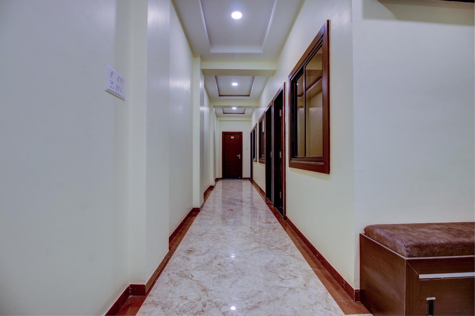 Super Hotel O The Shloka Bhopal Exterior photo